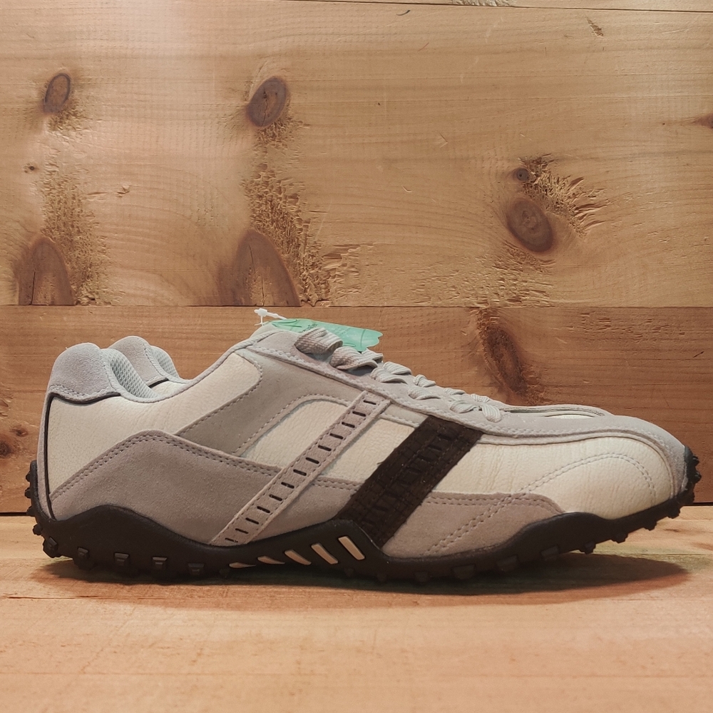 Perry Ellis America walking shoe
